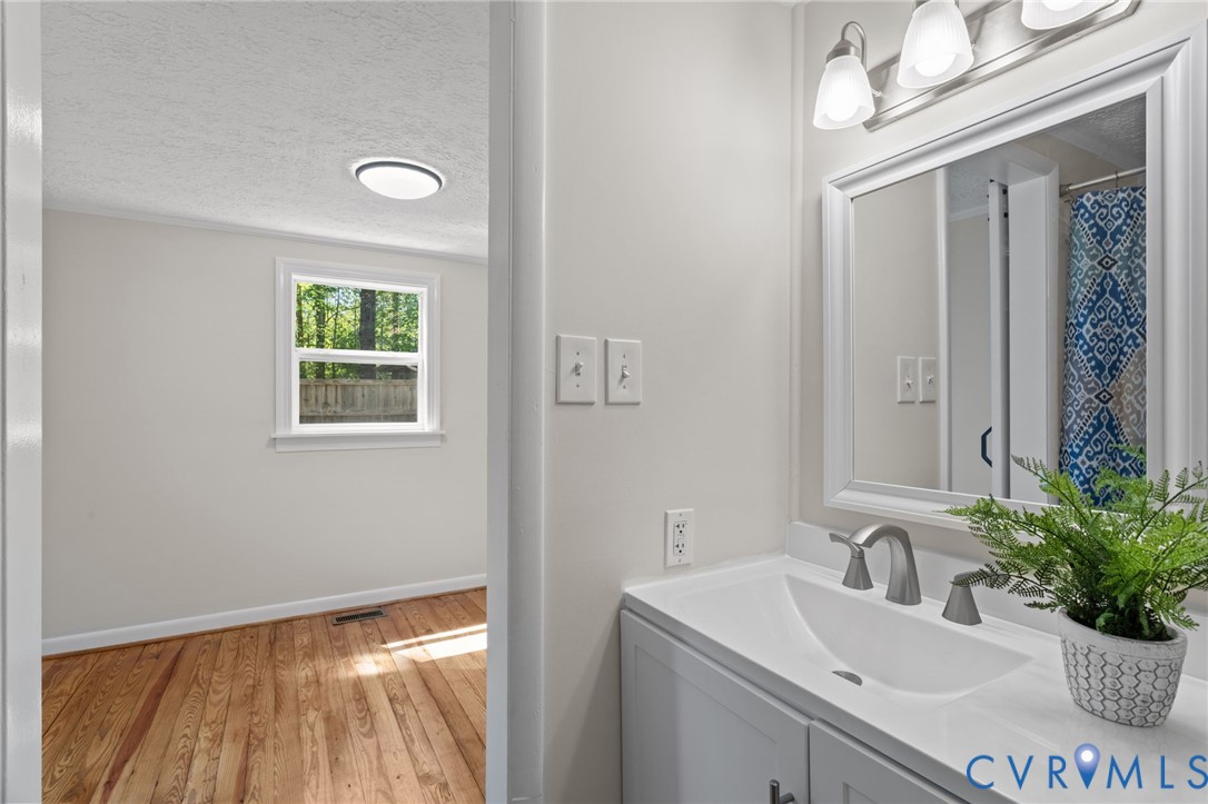 67 Deer Drive Gum Spring, VA 23065 - Photo 15 of 25