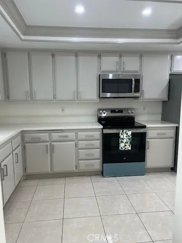 $4,400 | 8 Cape Cod, Irvine, CA 92620