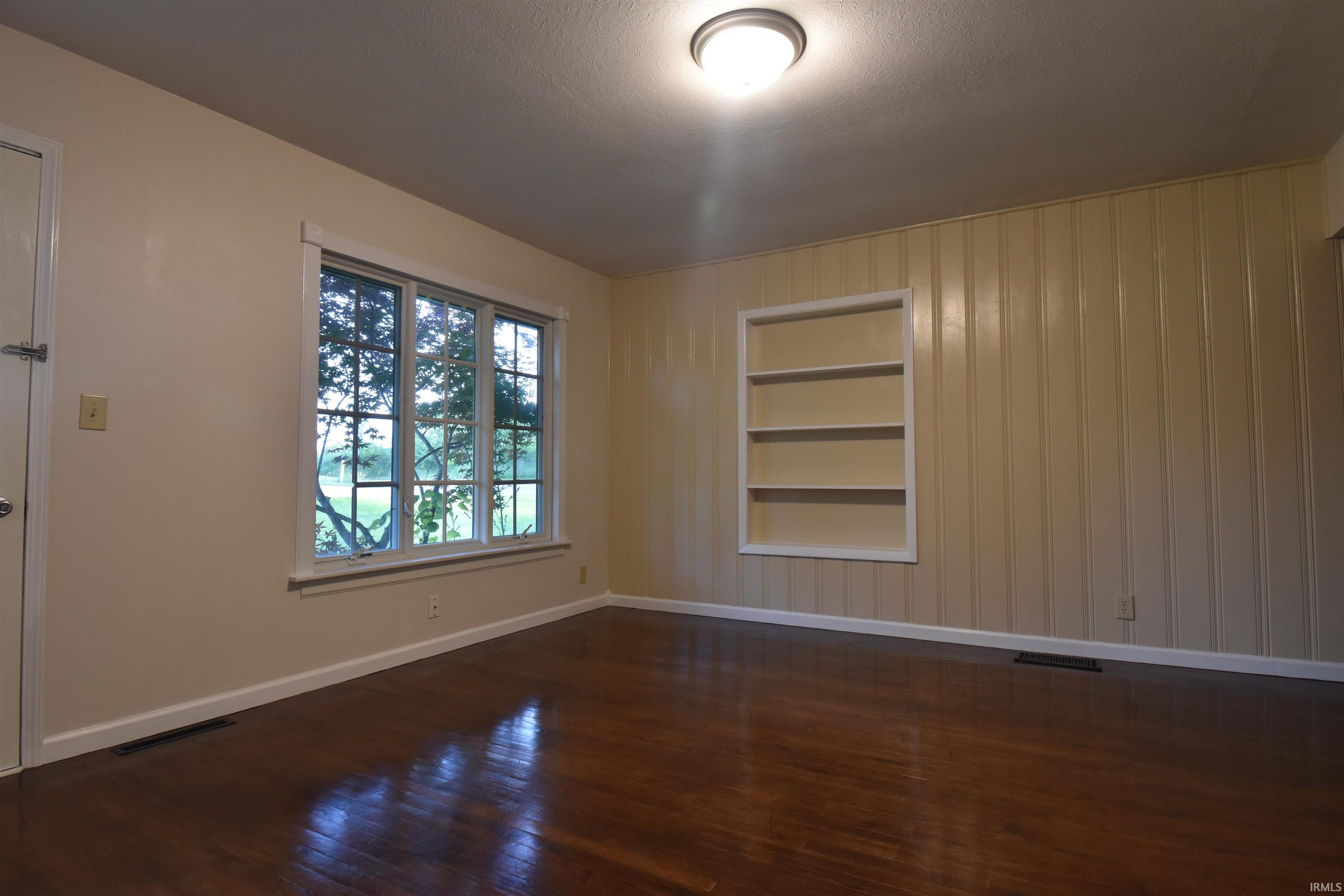 1320 North Logan Road Bloomington, IN 47404 - Photo 14 of 29