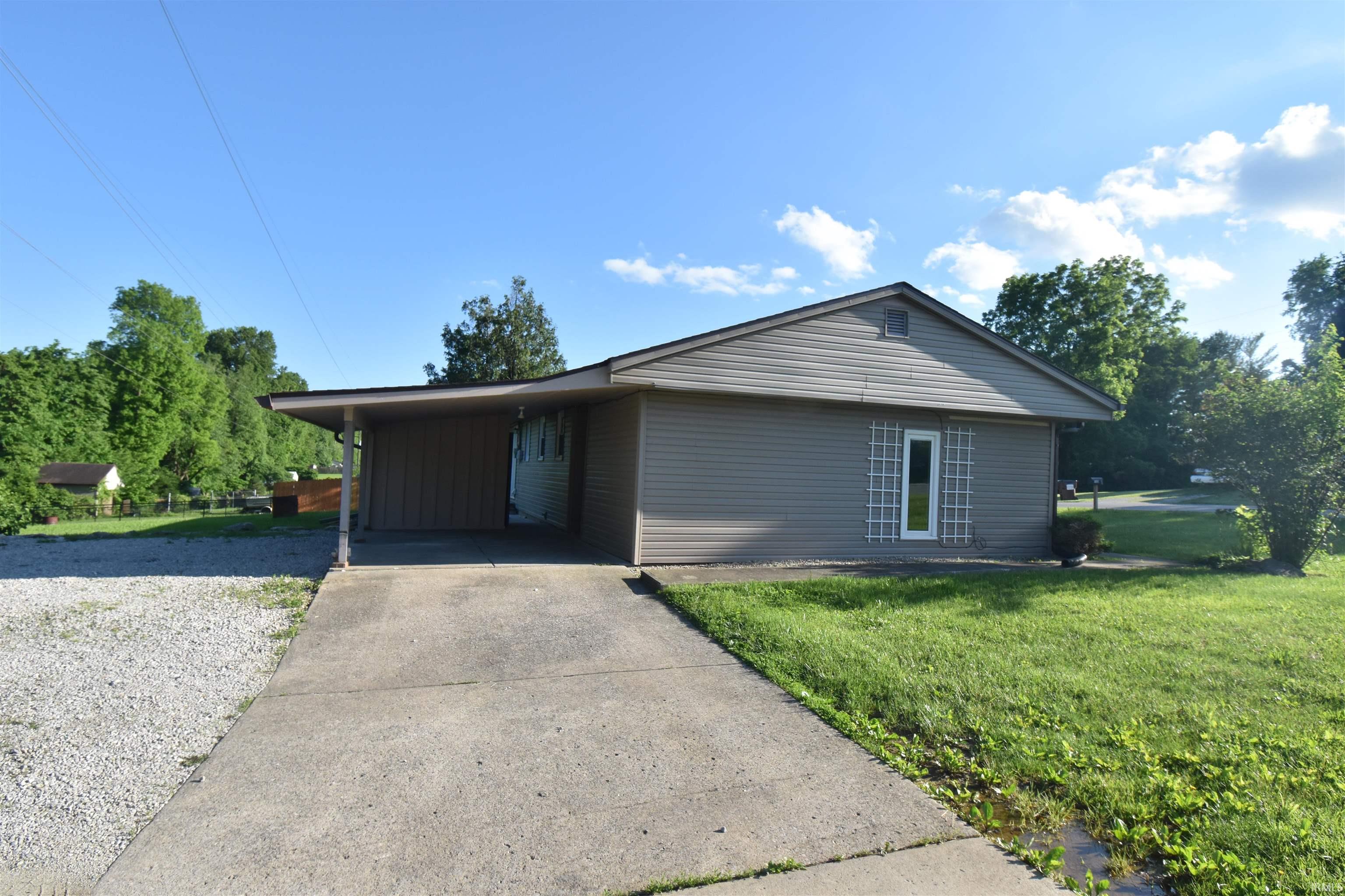 1320 North Logan Road Bloomington, IN 47404 - Photo 2 of 29