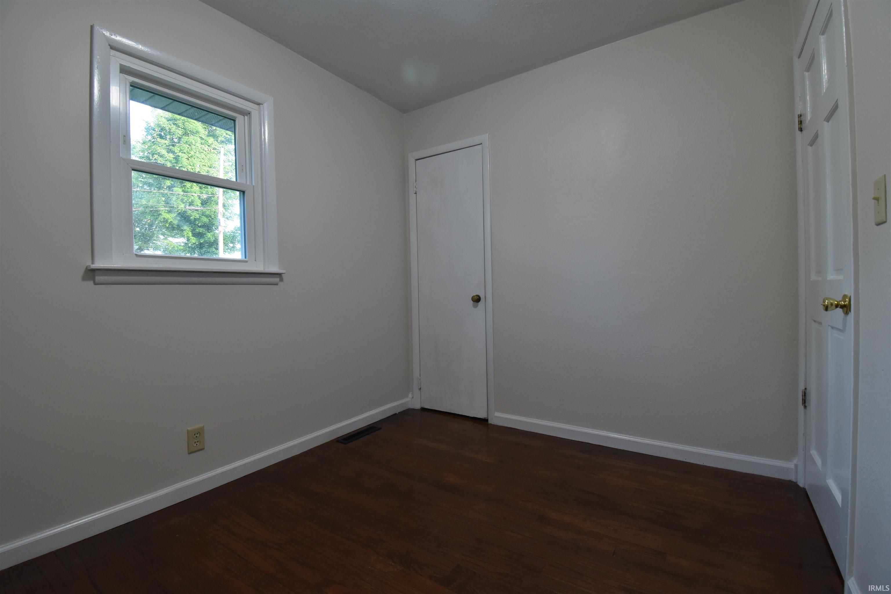 1320 North Logan Road Bloomington, IN 47404 - Photo 21 of 29