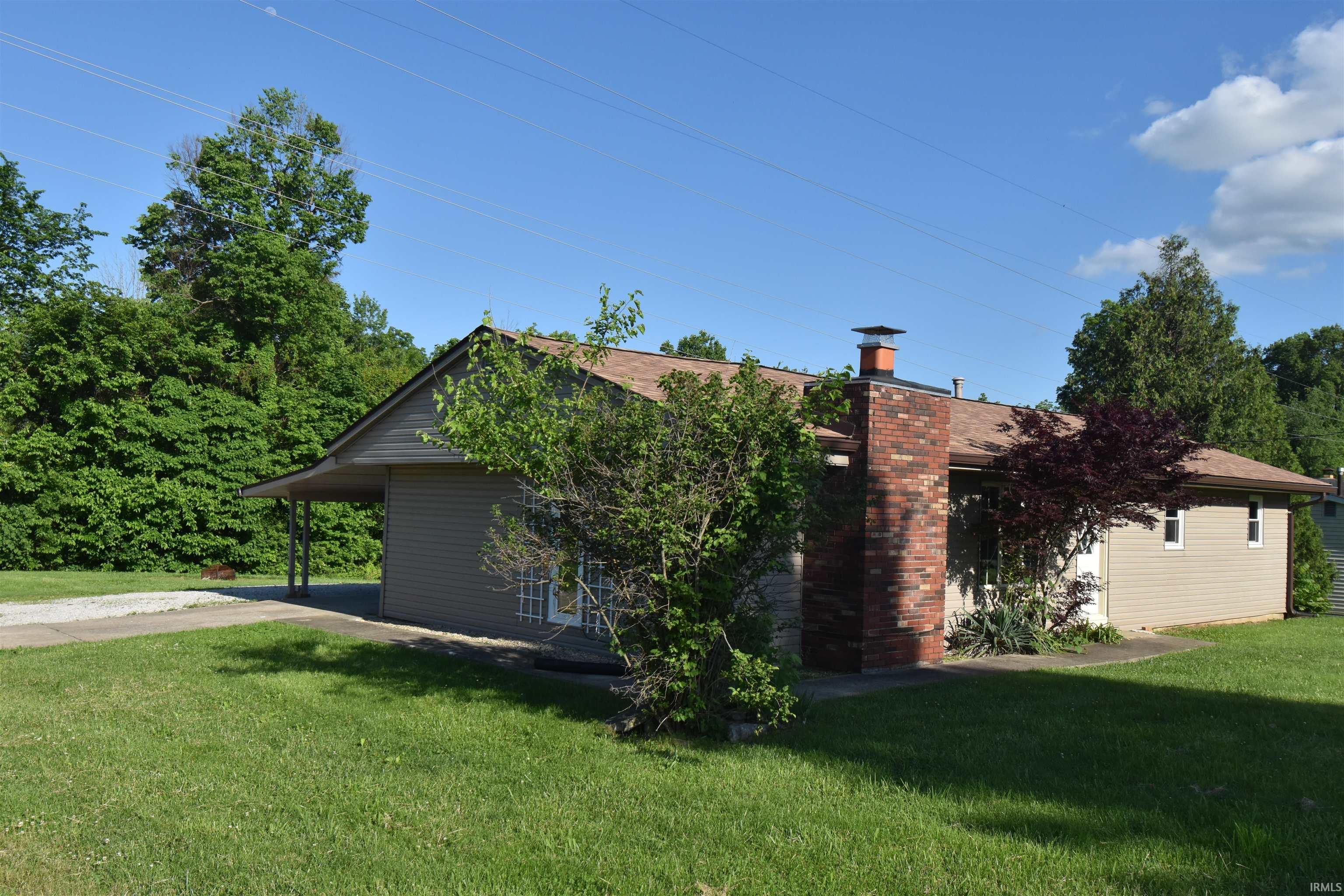 1320 North Logan Road Bloomington, IN 47404 - Photo 3 of 29