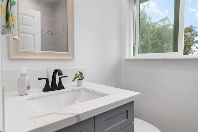 $328,000 | 18-4134 Holana Street, Mountain View, HI 96771