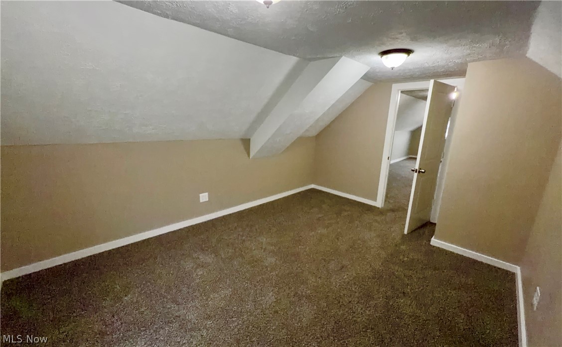 949 Helmsdale Road Cleveland Heights, OH 44112 - Photo 18 of 29
