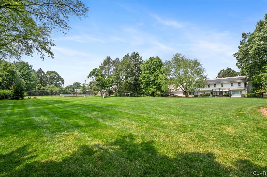 1860 Nottingham Road Allentown, PA 18103 - Photo 7 of 33 Gallery Image 7