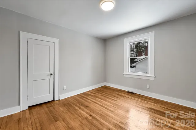 $390,000 | 21 Hilldale Road, Asheville, NC 28803