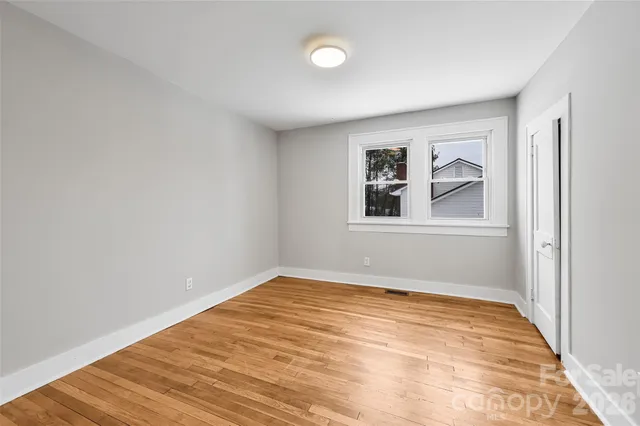 $390,000 | 21 Hilldale Road, Asheville, NC 28803