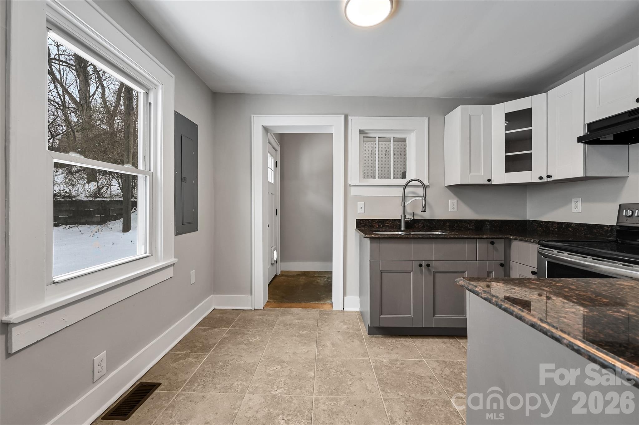 21 Hilldale Road Asheville, NC 28803 - Photo 7 of 25