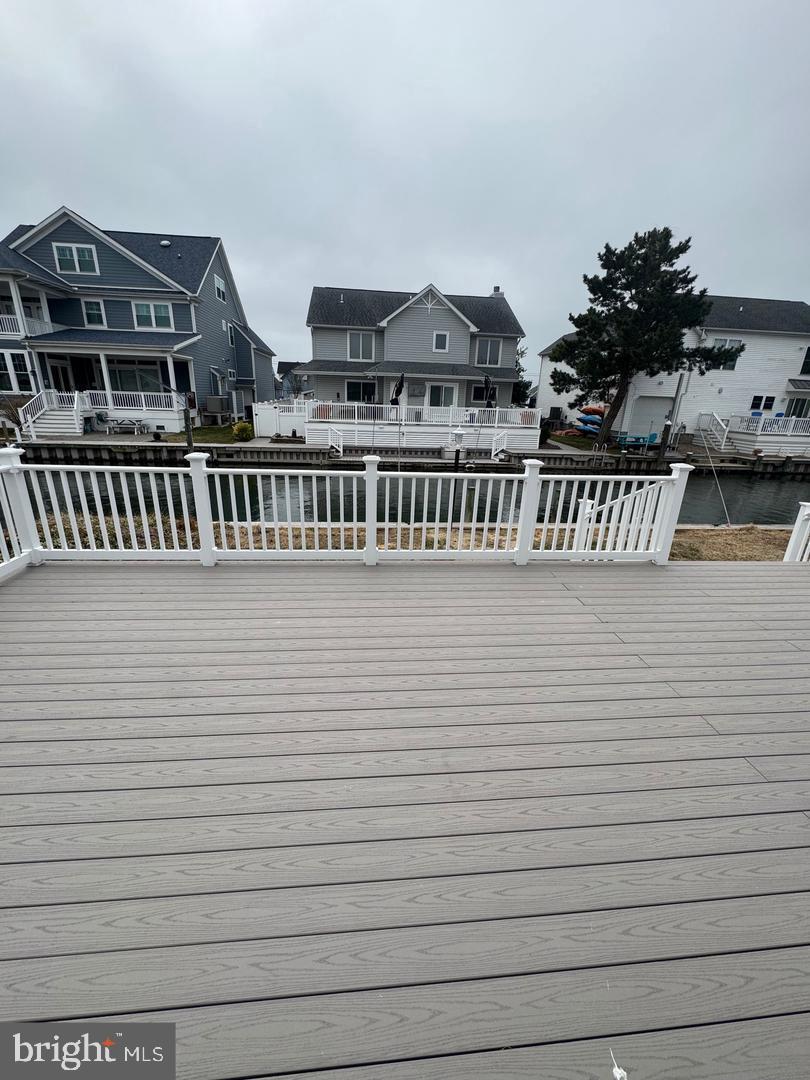 157 Old Wharf Road Ocean City, MD 21842 - Photo 25 of 27 a view of balcony with cars