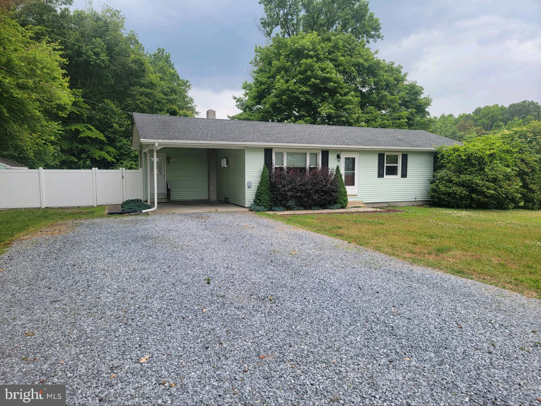 315 Peach Basket Road, Felton, DE 19943 Compass