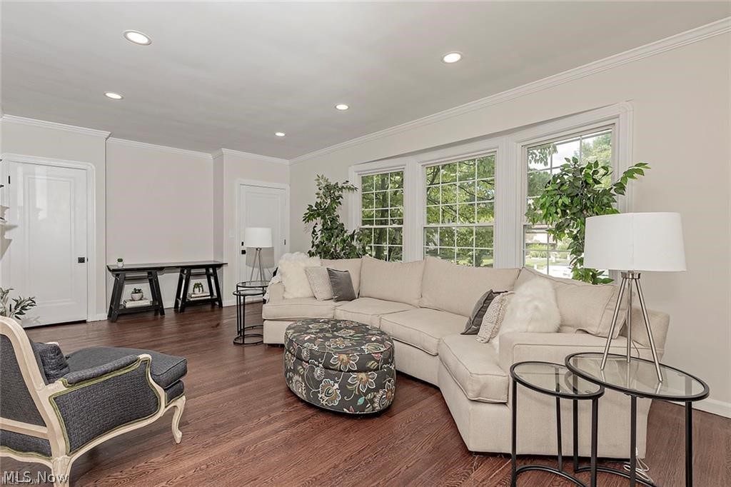 3695 Strandhill Road Shaker Heights, OH 44122 - Photo 2 of 12