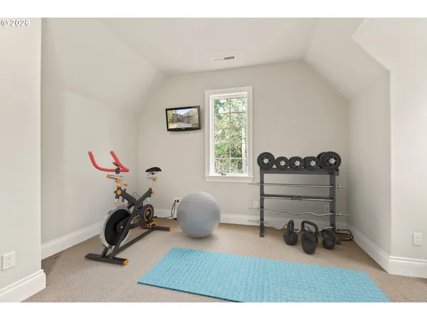 $3,695,000 | 2147 Glenmorrie Lane, Lake Oswego, OR 97034
