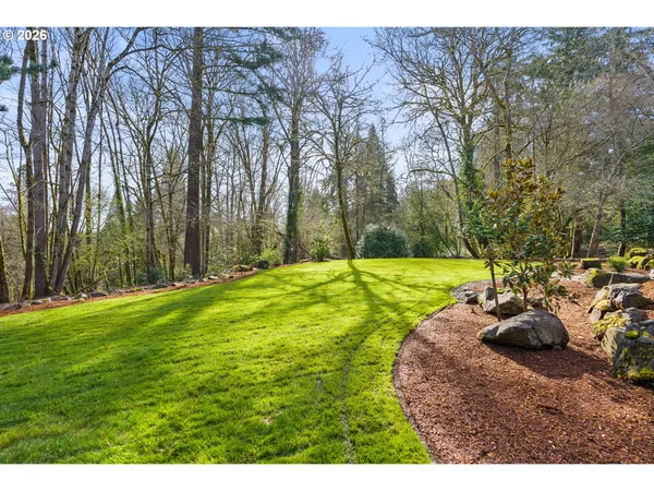 $3,695,000 | 2147 Glenmorrie Lane, Lake Oswego, OR 97034