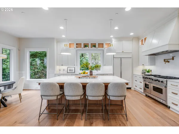 $3,695,000 | 2147 Glenmorrie Lane, Lake Oswego, OR 97034