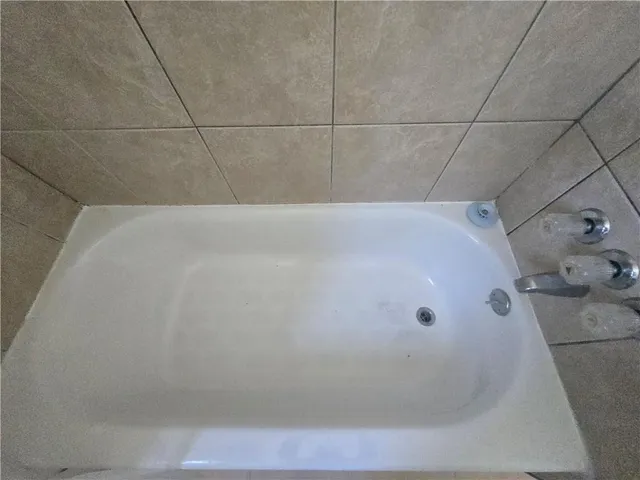 $335,000 | 641 Jefferson Heights Avenue, New Orleans, LA 70121