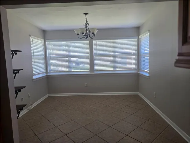 $335,000 | 641 Jefferson Heights Avenue, New Orleans, LA 70121