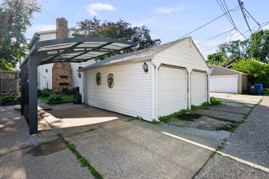 1424 11th Street Moline, IL 61265 - Photo 11 of 46