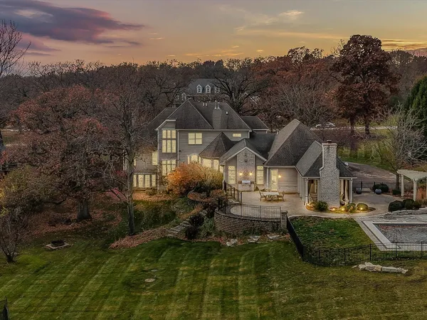 $1,460,000 | 6N499 Brookhaven Lane, St. Charles, IL 60175