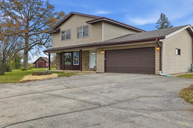 $559,000 | W309S8296 County Rd I, Mukwonago, WI 53149