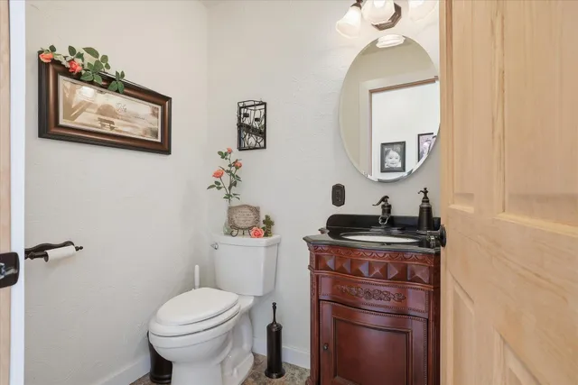 $559,000 | W309S8296 County Rd I, Mukwonago, WI 53149