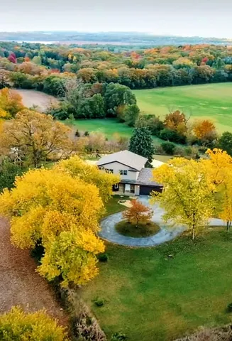 $559,000 | W309S8296 County Rd I, Mukwonago, WI 53149