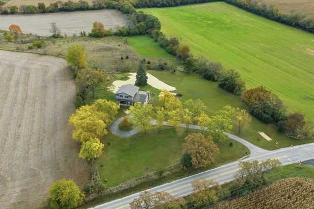 $559,000 | W309S8296 County Rd I, Mukwonago, WI 53149