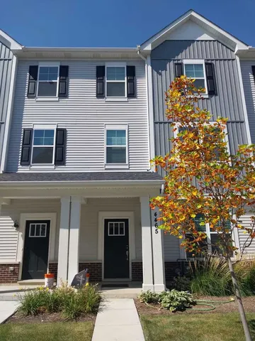 $2,900 | 4465 Chelsea Mnr Circle, Aurora, IL 60504