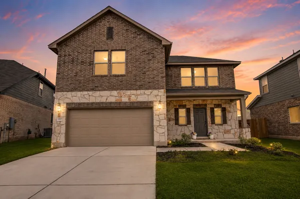 $364,900 | 13117 Alamito Crk Trail, Manor, TX 78653