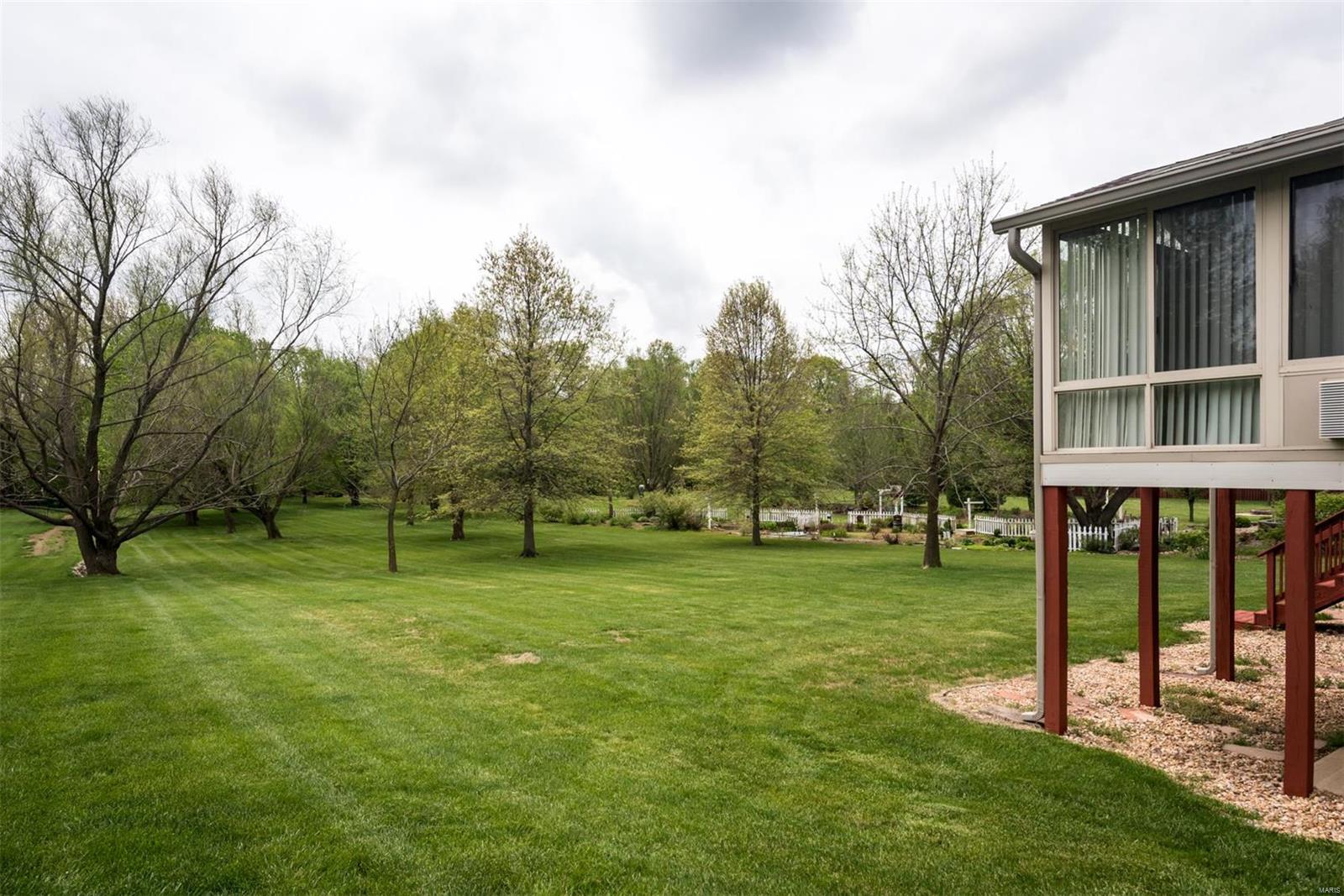 8540 Oak Hill School Road Lebanon, IL 62254 - Photo 20 of 22 Gallery Image 20