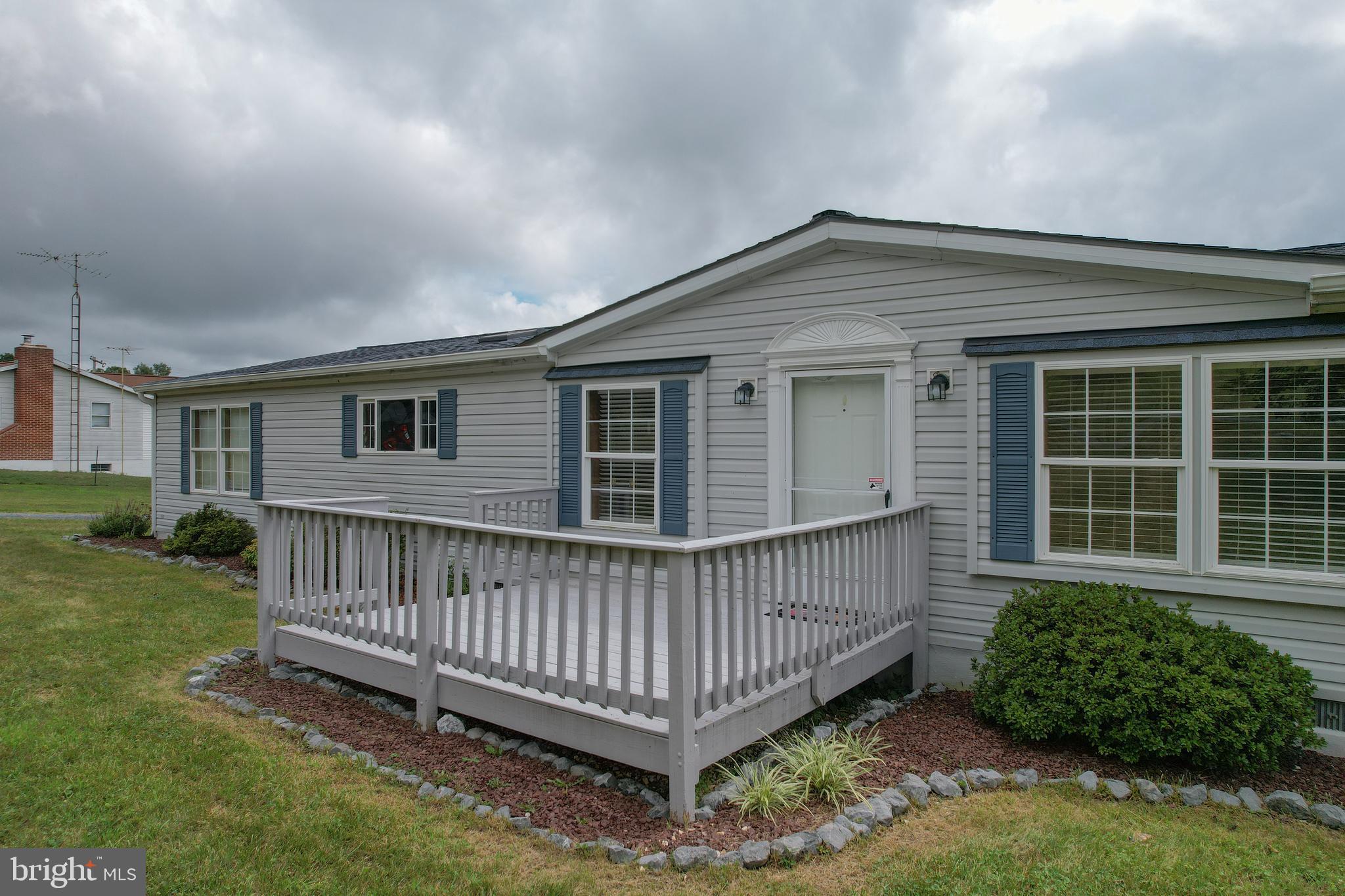 706 Loop Road Gerrardstown, WV 25420 - Photo 6 of 43 Gallery Image 6