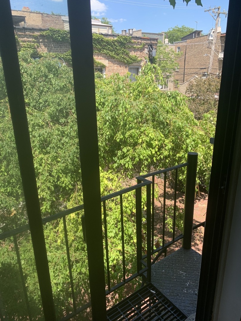 1448 West Polk Street, Unit 2F Chicago, IL 60607 - Photo 18 of 19