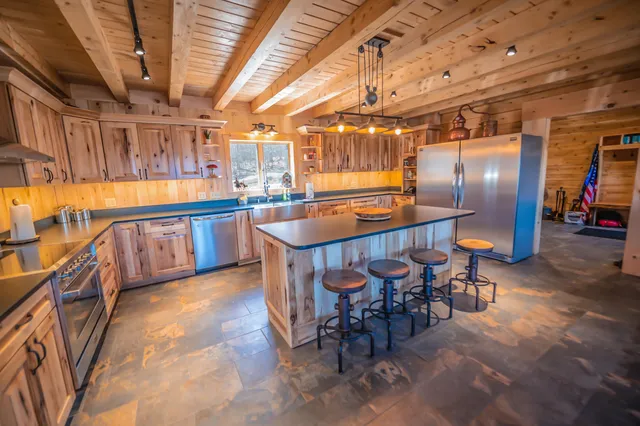 $775,000 | 20 Bishop Road, Wilmington, VT 05363