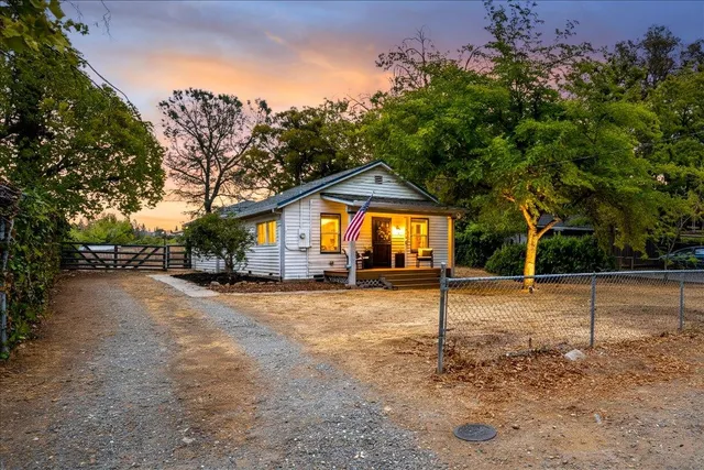 $450,000 | 1240 Live Oak Lane, Auburn, CA 95603