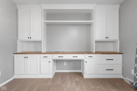 $309,990 | 747 Yosemite Drive, Indianapolis, IN 46217