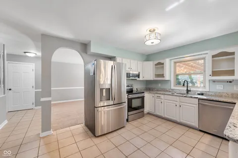 $309,990 | 747 Yosemite Drive, Indianapolis, IN 46217