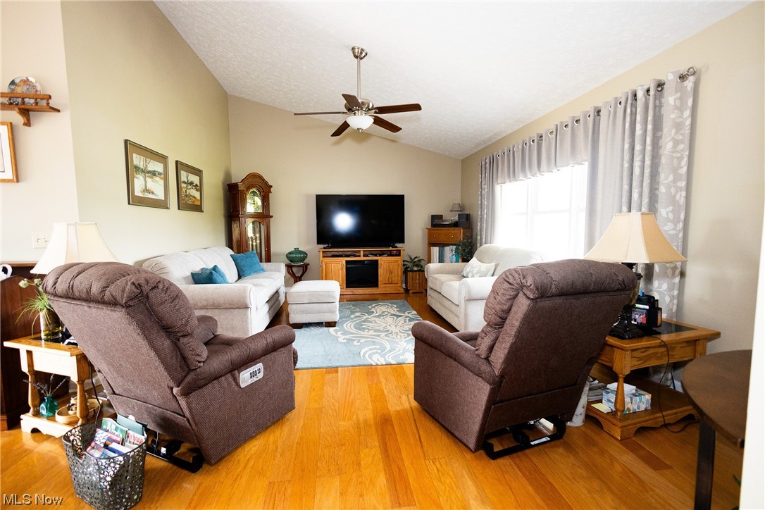 18271 Whitehead Road Lagrange, OH 44050 - Photo 7 of 35 Gallery Image 7