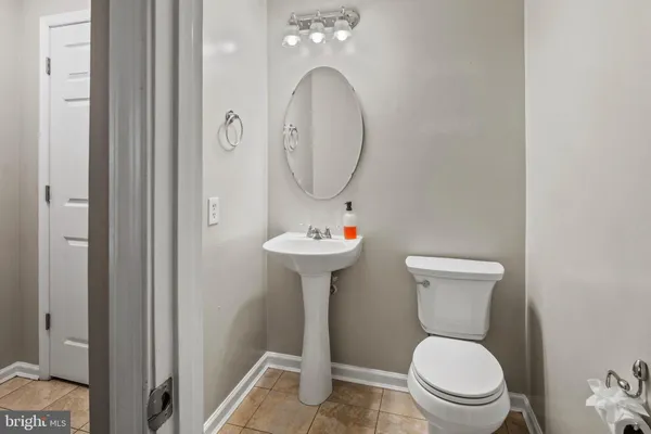 $2,975 | 8755 Thornbrook Drive, Odenton, MD 21113