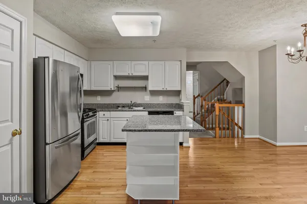 $2,975 | 8755 Thornbrook Drive, Odenton, MD 21113
