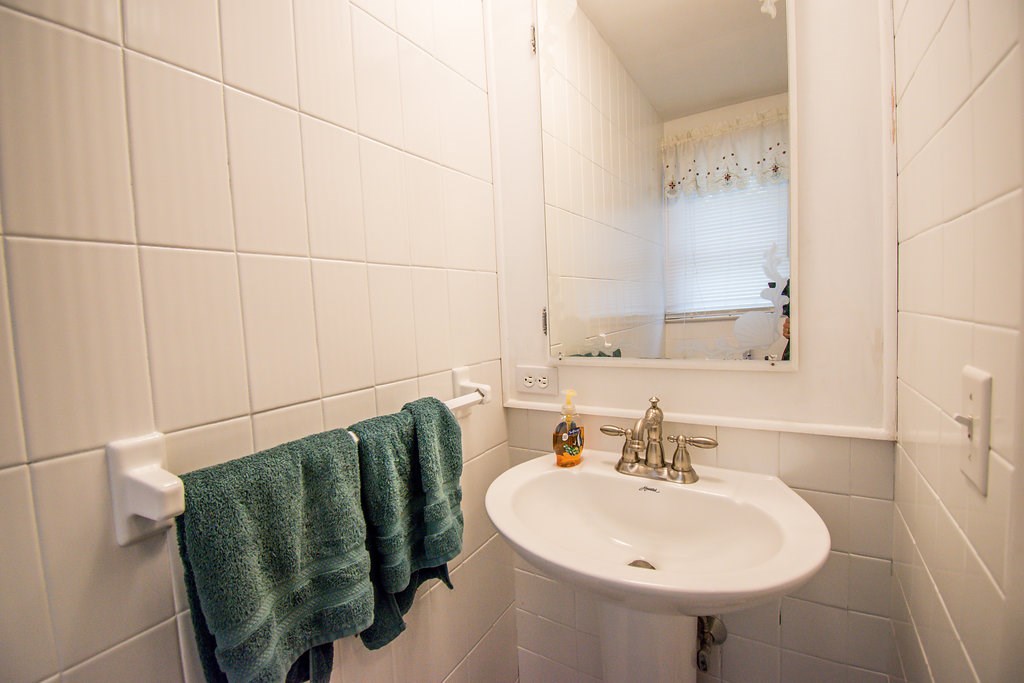 17 Rutherford Avenue Warwick, RI 02886 - Photo 26 of 37 Gallery Image 26