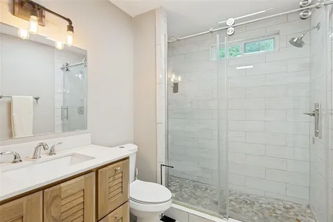 $498,000 | 3912 Byers Avenue, Fort Worth, TX 76107