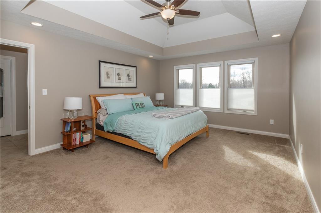 3859 Maple Ridge Drive Columbus, IN 47201 - Photo 15 of 36 Gallery Image 15