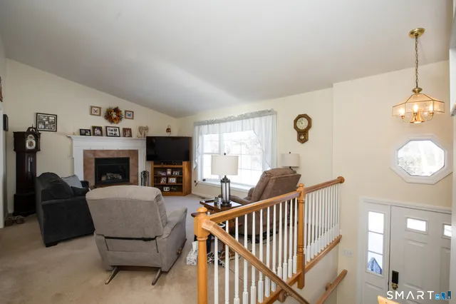 $479,000 | 146 Fitch Street, North Haven, CT 06473