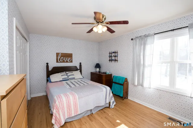 $479,000 | 146 Fitch Street, North Haven, CT 06473