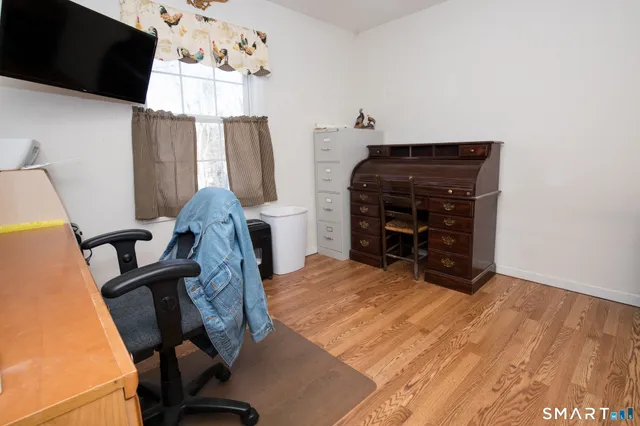 $479,000 | 146 Fitch Street, North Haven, CT 06473