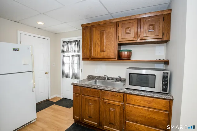 $479,000 | 146 Fitch Street, North Haven, CT 06473