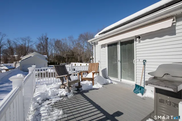 $479,000 | 146 Fitch Street, North Haven, CT 06473