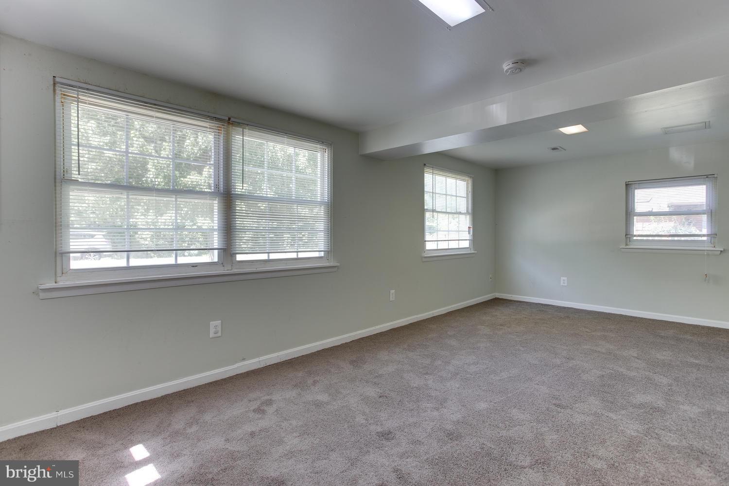 5971 Deale Beach Road Deale, MD 20751 - Photo 12 of 28 Living Room in Lower Level