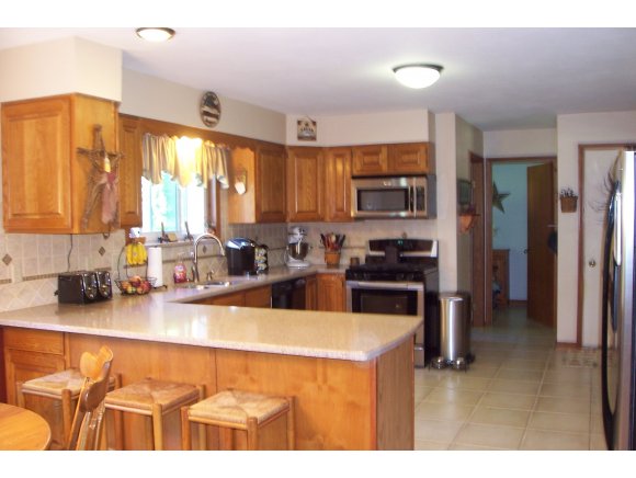 85 Coventry Road Endicott, NY 13760 - Photo 10 of 15 Gallery Image 10