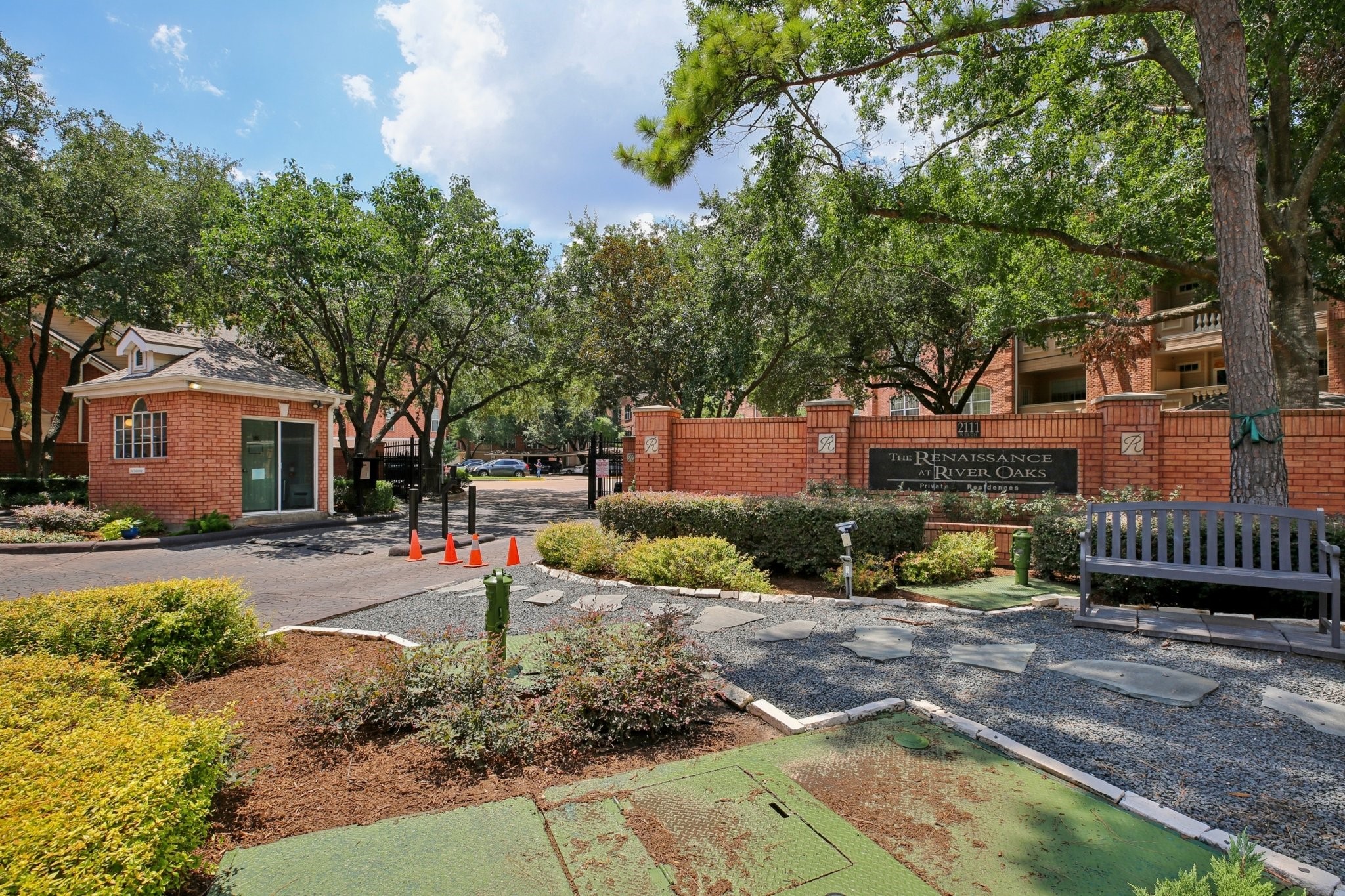 2100 Welch Street, Unit C113 Houston, TX 77019 - Photo 14 of 21