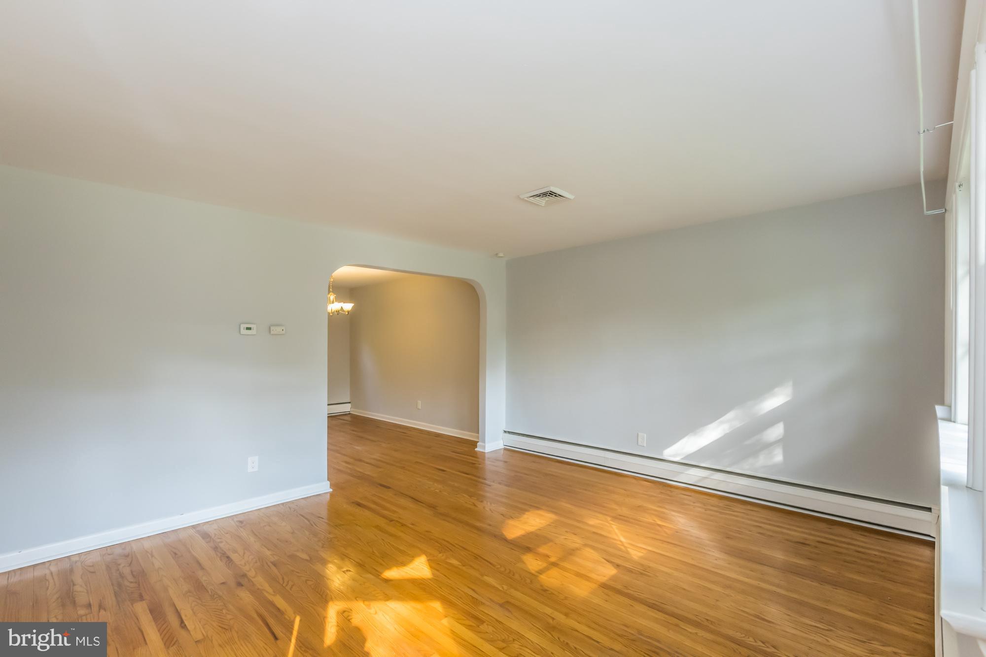 918 Georgetown Road Swarthmore, PA 19081 - Photo 4 of 30 Gallery Image 4